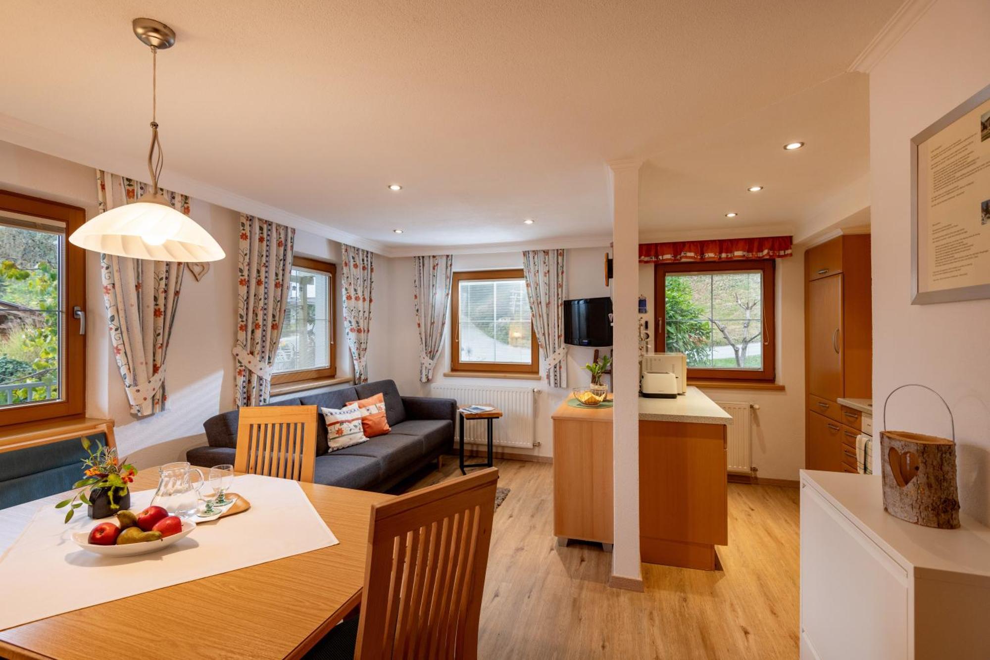 Hotel Neurauthof Zellberg Zewnętrze zdjęcie